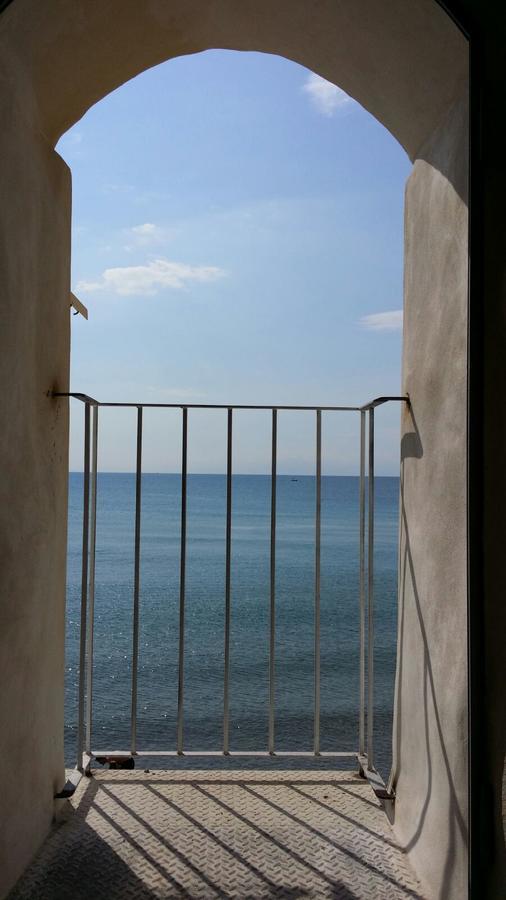 Balcone Sulla Spiaggia Cefalù Exteriör bild